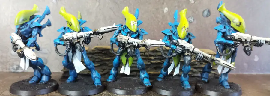Wraithguard with D-Scythes in Alaitoc Colours
